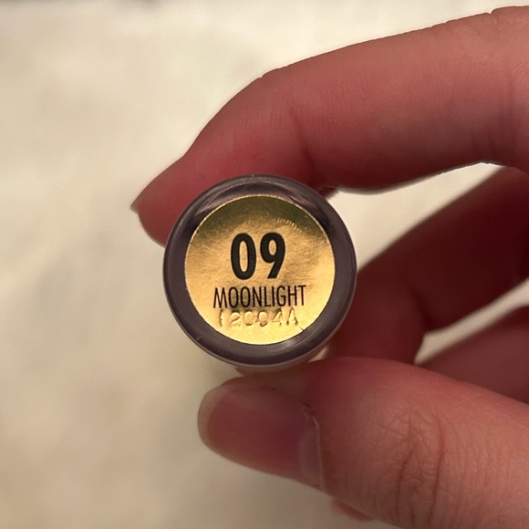 Set of 2 Milani Keep it Full Nourishing Lip Plumper - Picture 3 of 5